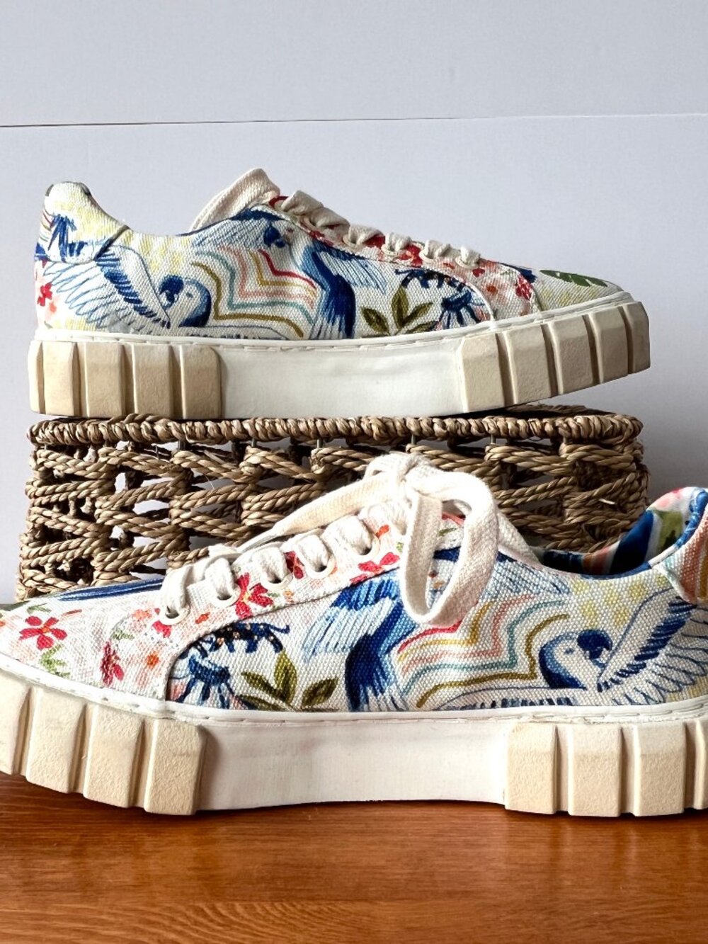 Farm Rio Copacabana Flatform Sneakers, Size 7.5, Excellent Condition! - Picture 4 of 13